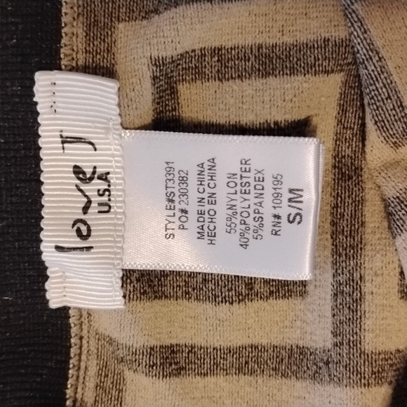 Love J USA Women's Geometric Patterned Two-Piece Set, Size: S/M - Picture 3 of 11